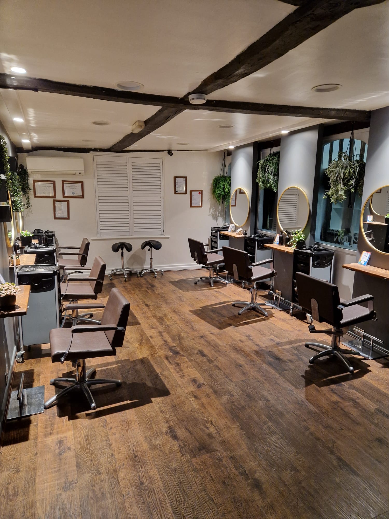 top hairdressers in Saffron Walden top hairdressers in Saffron Walden